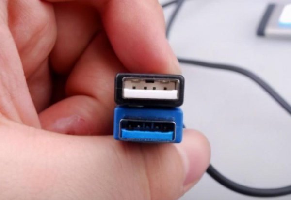 usb2.0和3.0的接口通用吗