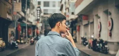 说一个人老实是什么意思