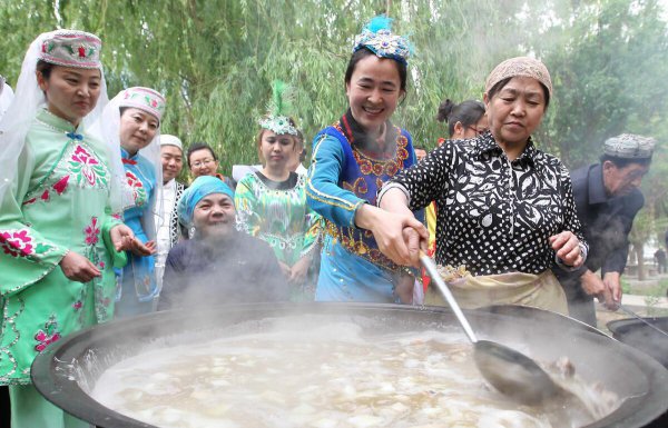 回族的节日风俗有些什么