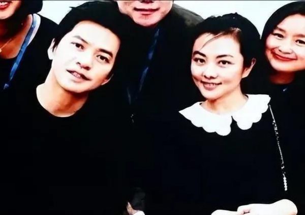 演员李健和妻子有孩子吗