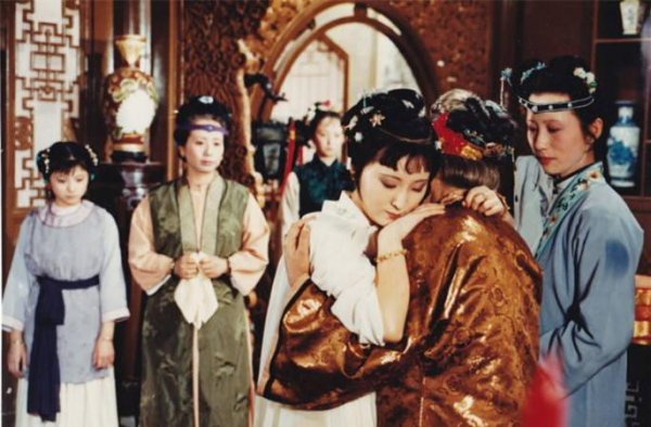 曹雪芹为什么被抄家