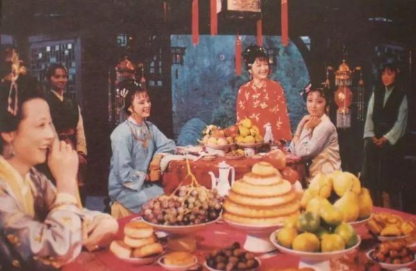 曹雪芹为什么被抄家