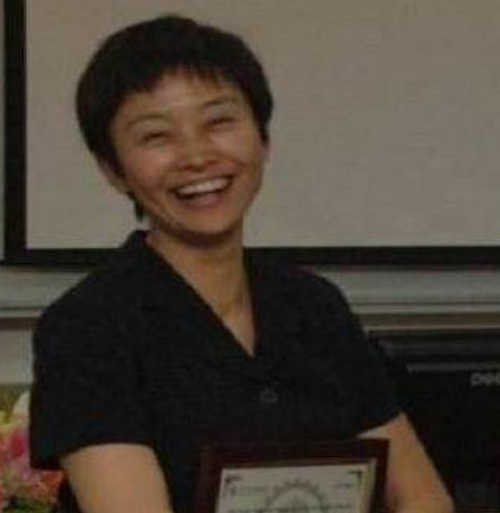 边梅个人简介及出生家庭
