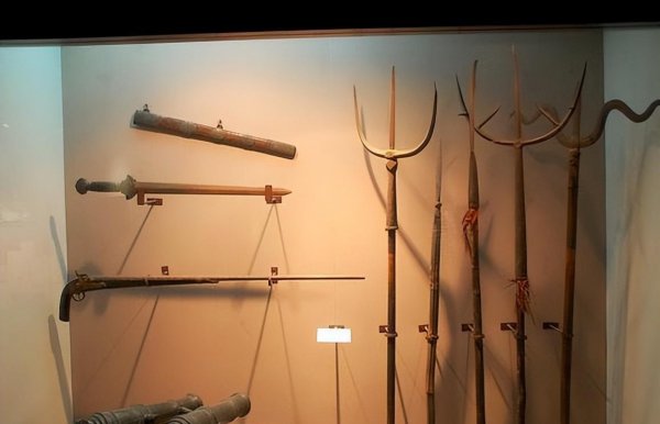 结硬寨打呆仗的历史典故