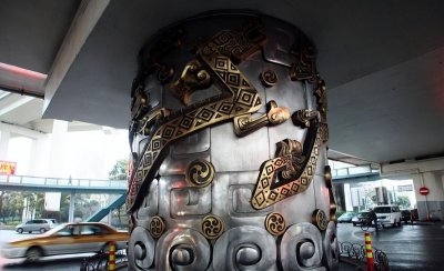 延安路高架桥盘龙柱之谜 上海延安高架盘龙柱的故事真相