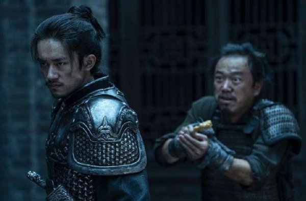 右丞相和左丞相谁大