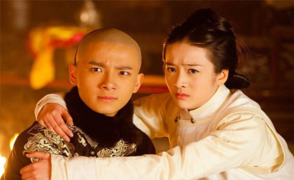 历史上的董鄂妃是什么身份