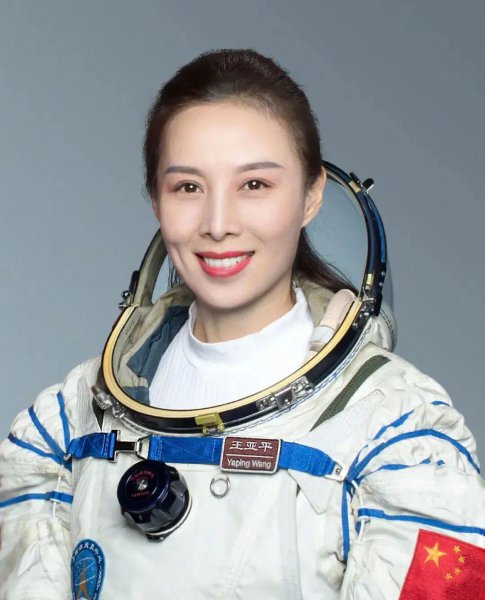 王亚平事迹素材简短
