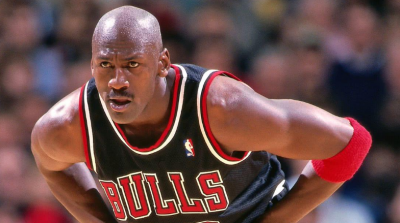 乔丹打了多少赛季 NBA乔丹生涯15个赛季数据如何