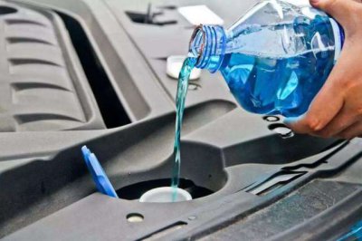 汽车玻璃水可以加自来水吗