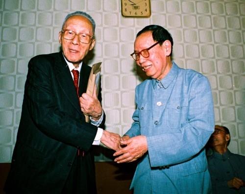 赵忠尧个人资料及简历