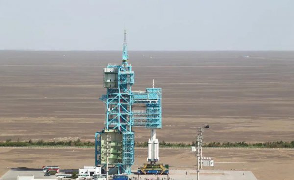 酒泉卫星发射中心在哪个省份