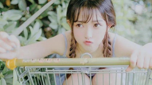 男生故意与你肢体接触是因为喜欢吗