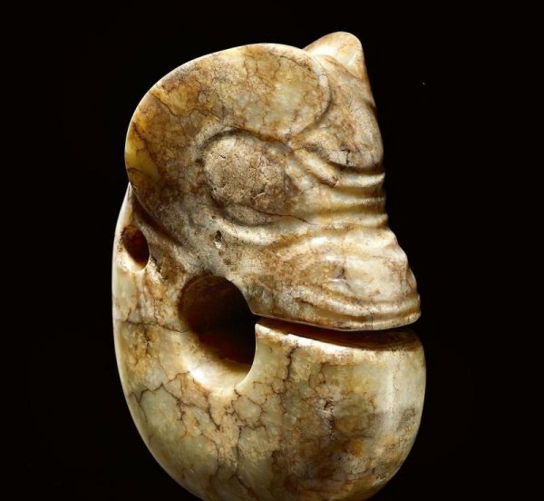 玉猪龙是什么文化时期的玉器