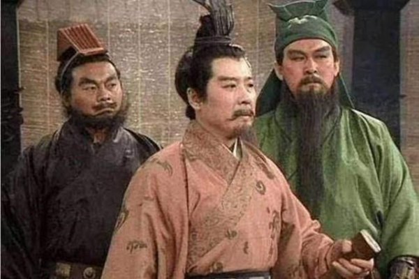 红楼梦作者朝代背景