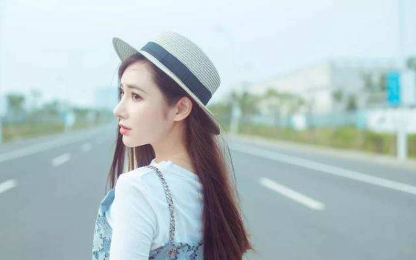 女生约不出来还要追吗