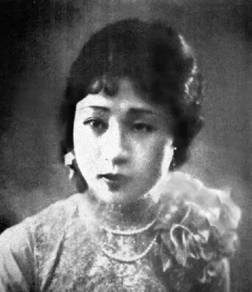 著名小三严幼韵的婚姻