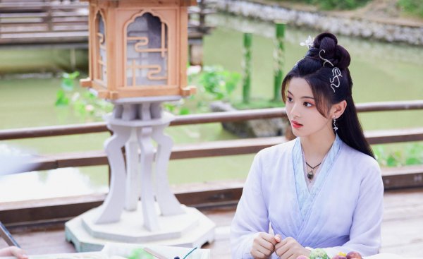 杨洋最近在拍什么戏