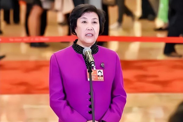 铁姑娘郭凤莲个人简介