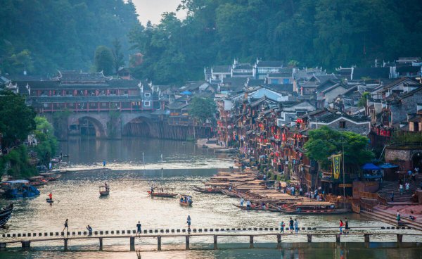 湖南周围的旅游景点推荐