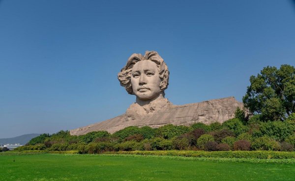 湖南周围的旅游景点推荐