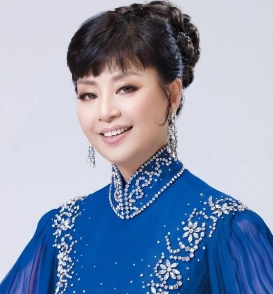 女高音歌唱家殷秀梅简介及作品