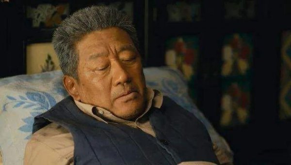 人世间周志刚得什么病去世的