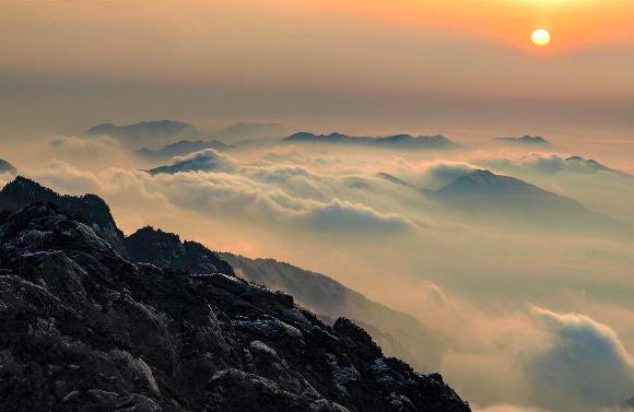 登飞来峰的背景资料简介