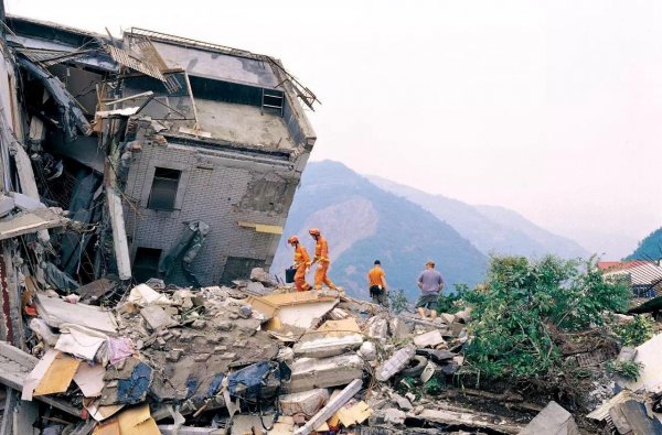 12级地震有多大威力