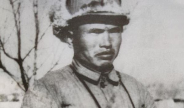 王耀献将军简介