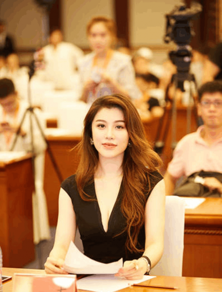 刘翔现在在做什么事情