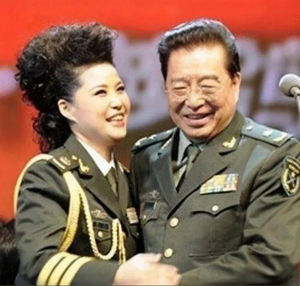 李天一改名叫什么名字