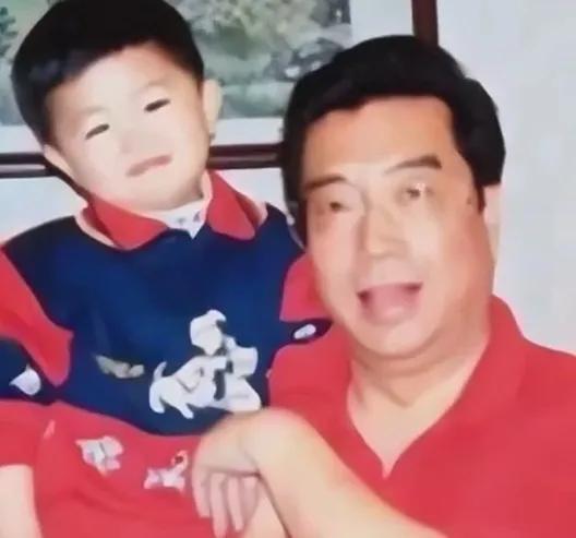 李天一改名叫什么名字