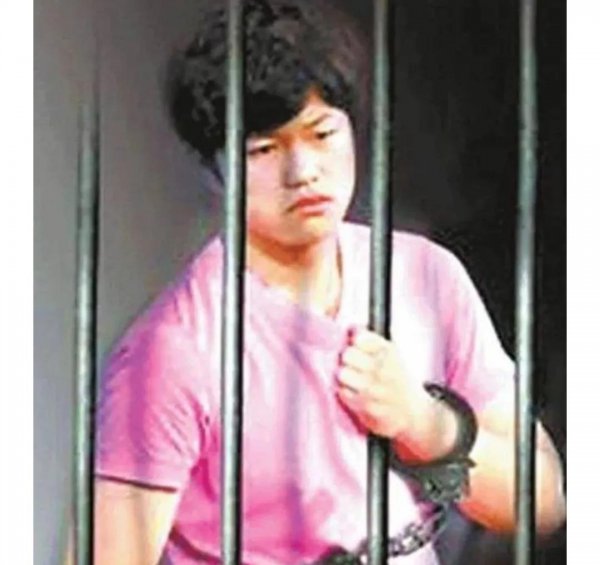 李天一改名叫什么名字