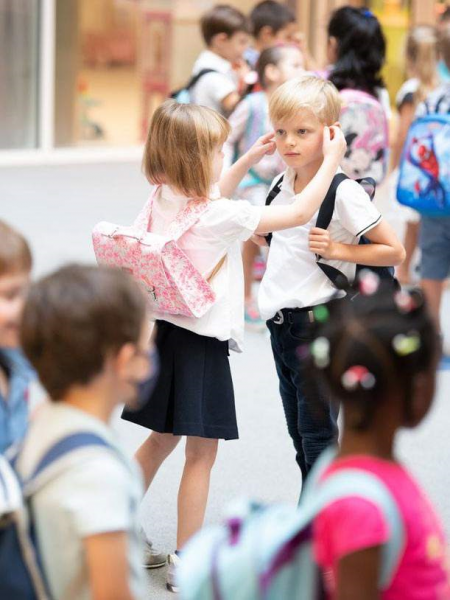 摩洛哥王妃夏琳现状