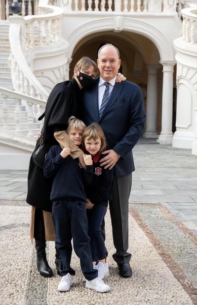 摩洛哥王妃夏琳现状