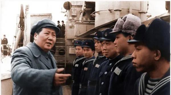 中国海军成立于哪一年