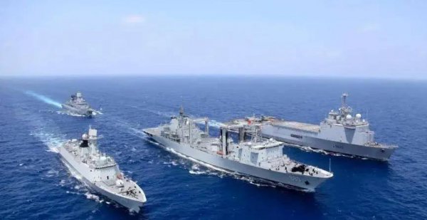 中国海军成立于哪一年