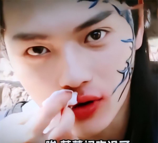 白鹿和许凯是情侣吗