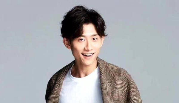 张一山多大了真实年龄