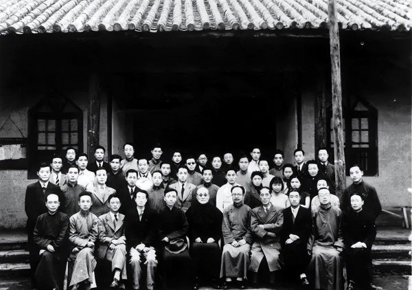 张伯苓生平简介