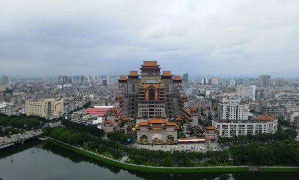 广西广东交界城市是哪个