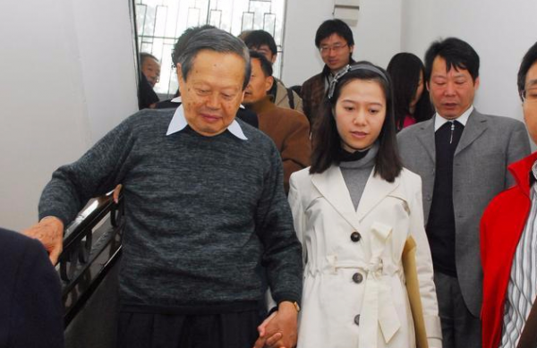 杨武之生平简介