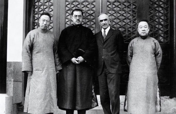 司徒雷登是好人吗