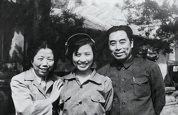 孙维世个人生平简介