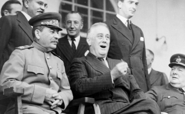 二战前的雅尔塔会议三巨头各有自己的如意算盘