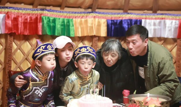 演员刘晓洁个人资料简介