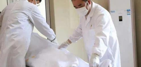 人死的时候为什么要盖住脸图片
