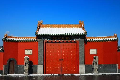 后门不进喜前门不进财是什么意思