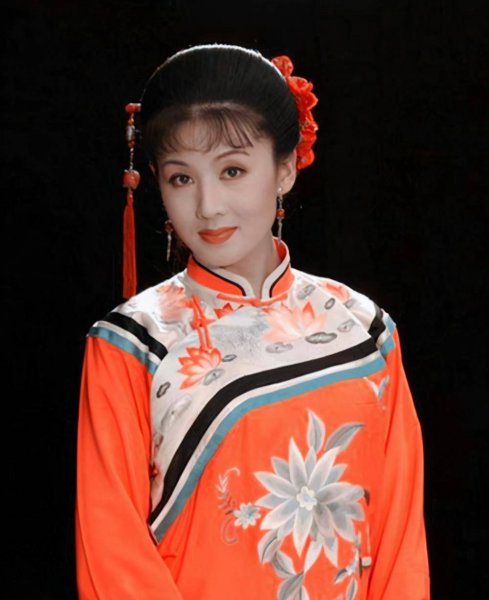 韩再芬个人简历